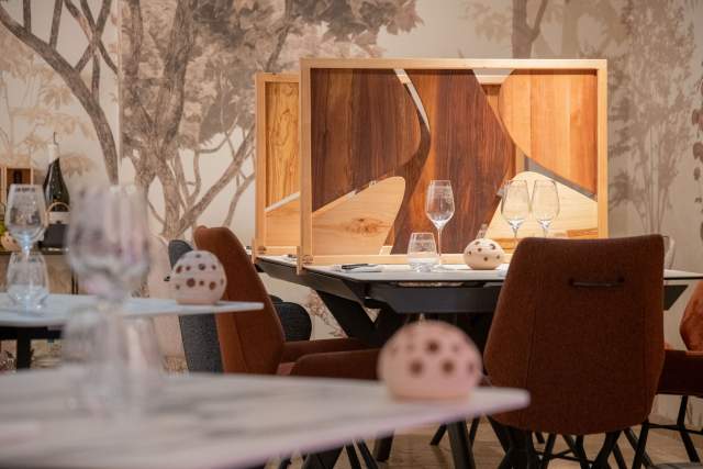 → AinTimiste · Restaurant Gastronomique Ain · Photos