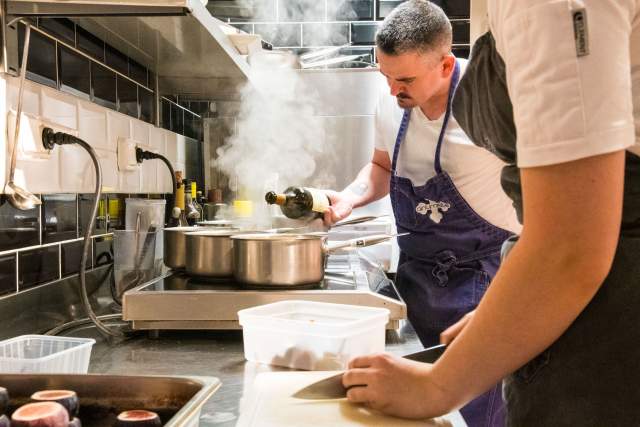 → AinTimiste · Restaurant Gastronomique Ain · Photos