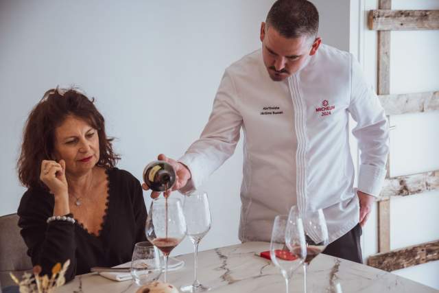 → AinTimiste · Restaurant Gastronomique Ain · Photos
