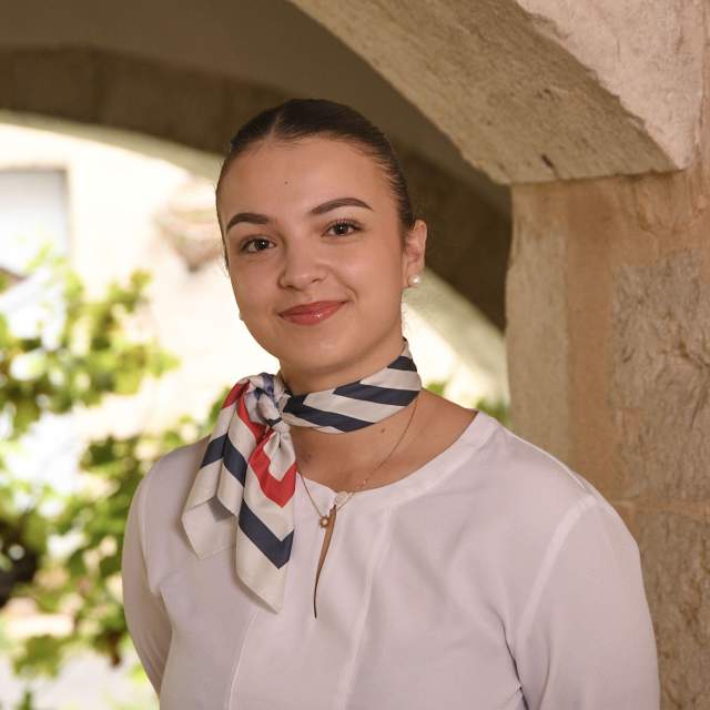 → AinTimiste · Restaurant Gastronomique Ain · Photos