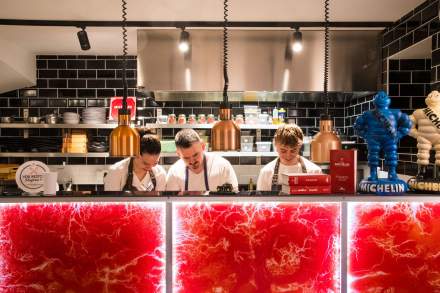 → AinTimiste · Restaurant étoilé Poncin