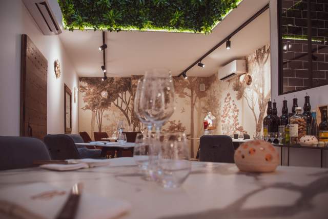 → AinTimiste · Restaurant Gastronomique Ain · Photos